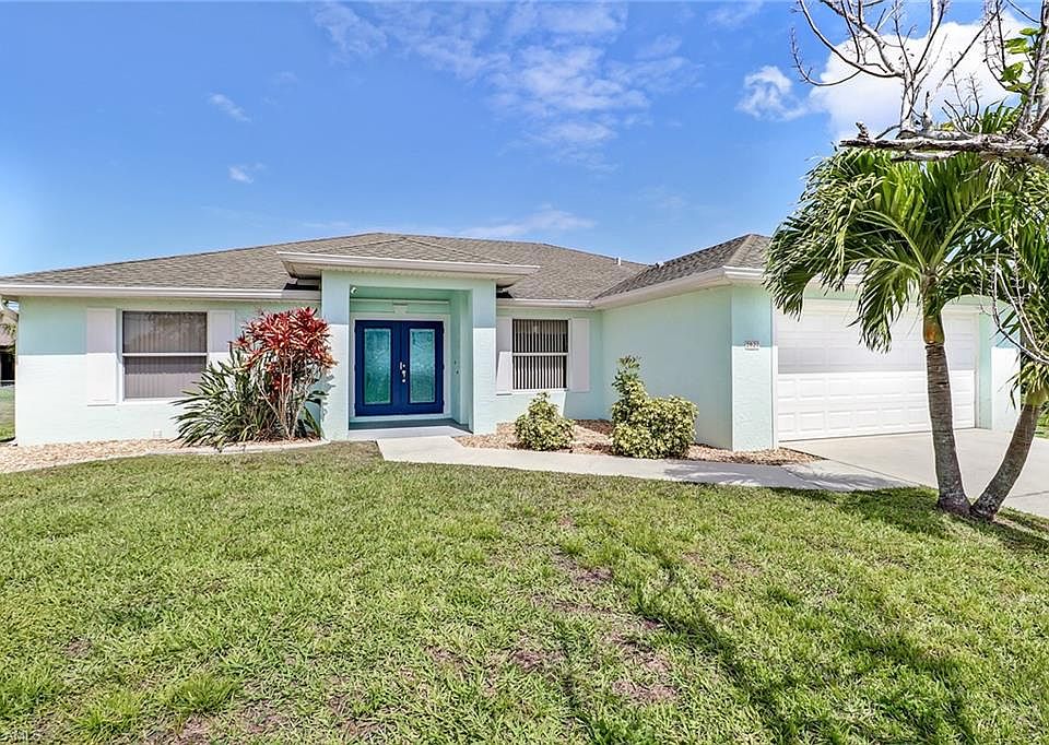 1st image of 2027 SW 30th Ter
