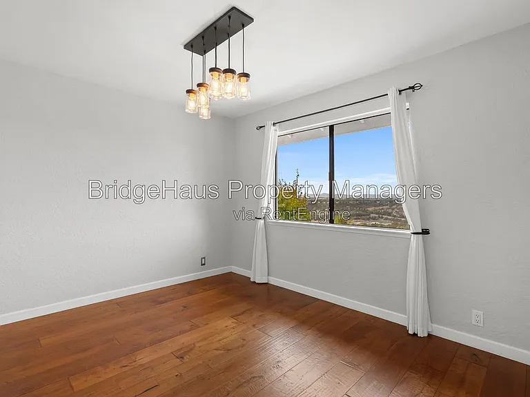 6531 Corte Valdez — Photo 10