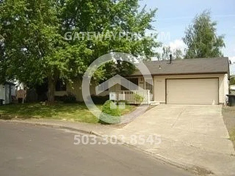 5746 SE Madera Ct. — Photo 1