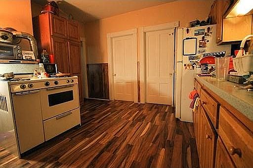 5th image of 500 Rollstone St