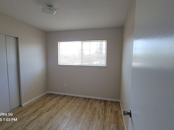 3rd image of 418 W Redondo Dr