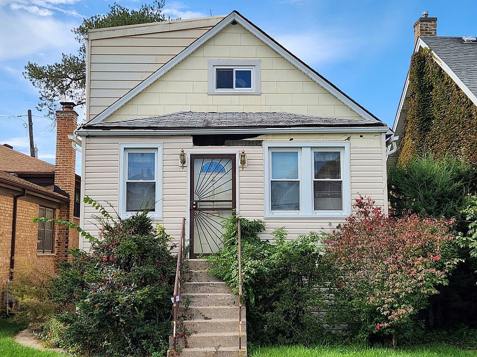 1st image of 3546 N Neenah Ave
