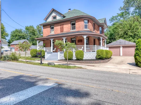 507 Center St, Michigan City, IN 46360