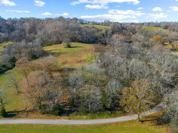 4747 Turkey Creek Rd, Williamsport, TN 38487