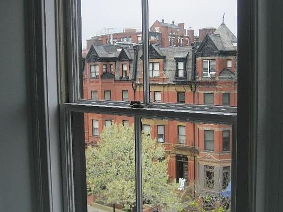 252 Newbury St. #5 Boston - Back Bay Shared Unit Photo 5