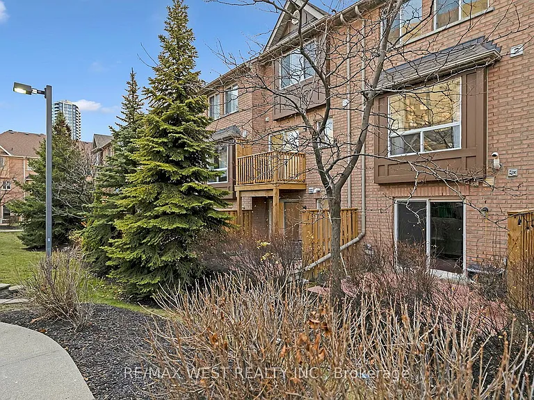 50 Strathaven Dr #75 — Photo 38