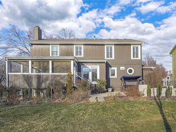 3rd image of 13125 W 131st St