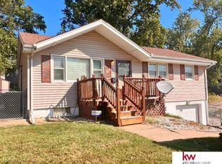 4002 Ida St, Omaha, NE 68112