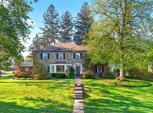 138 Payne Whitney Lane, Manhasset, NY 11030