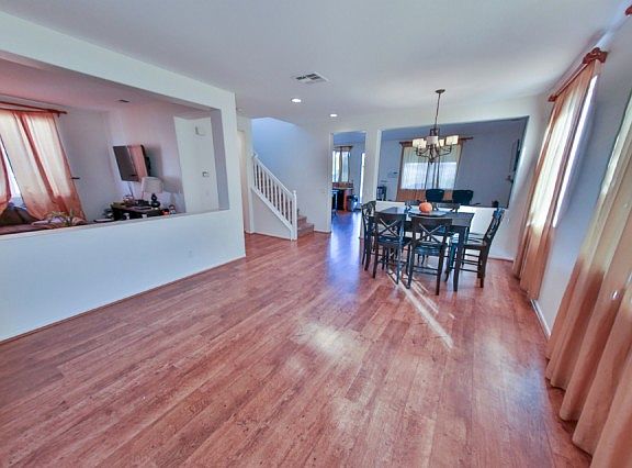 5th image of 5210 Seaglen Way