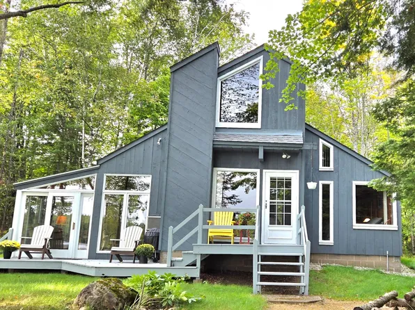 10923 Hiawatha Shores Rd, Presque Isle, WI 54557