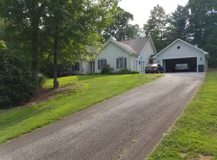 219 Autumn Place Ln, North Wilkesboro, NC 28659