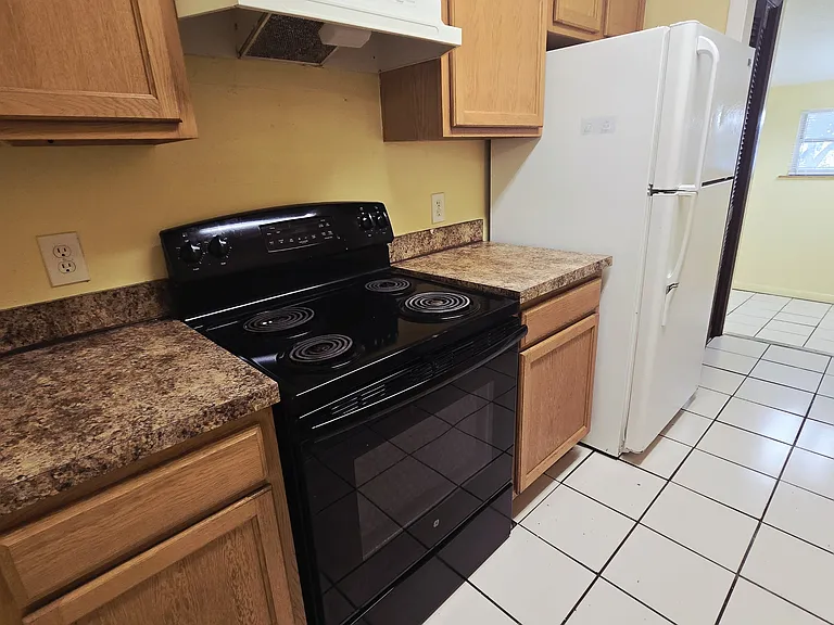 1715 Bentley Blvd — Photo 6