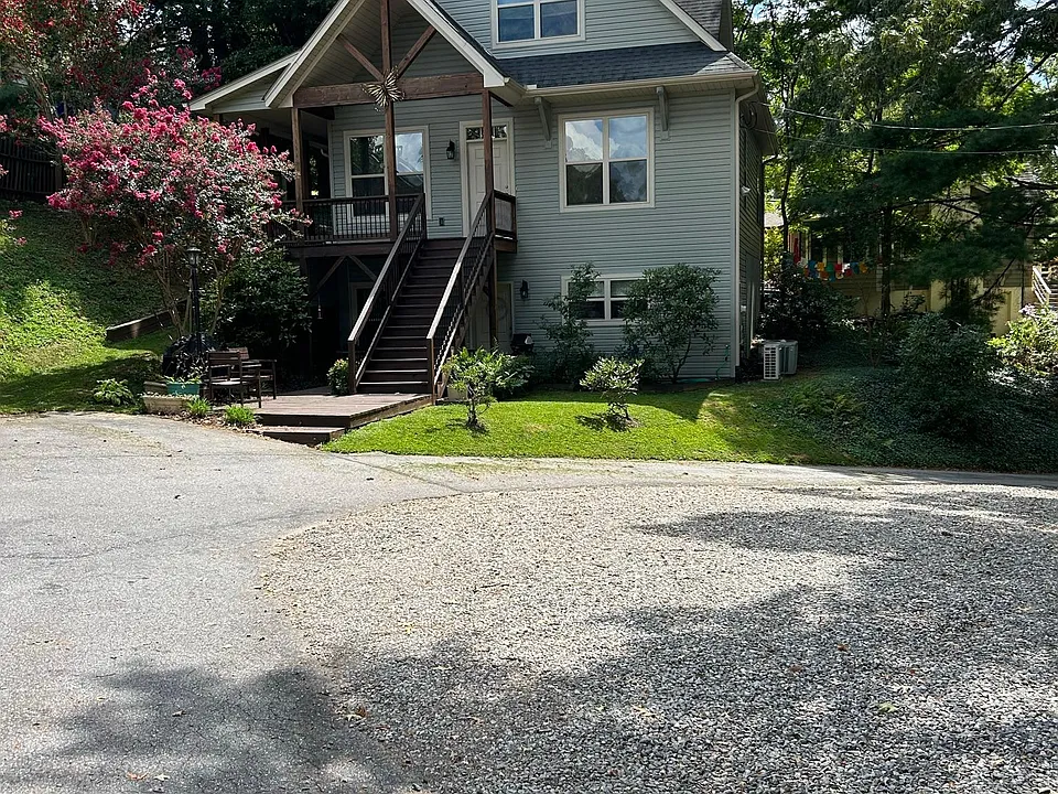 115 Reed St #1