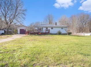 2977 S Sullivan Rd, Ravenna, MI 49451