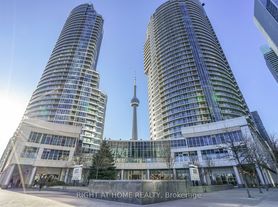8 York St S