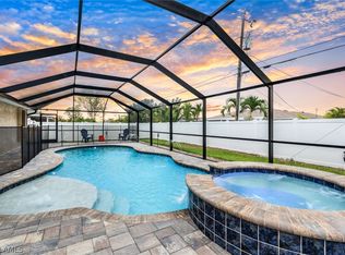 129 SW 22nd Ter, Cape Coral, FL 33991