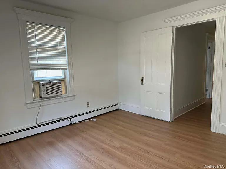 37 Riverside Dr #B — Photo 4