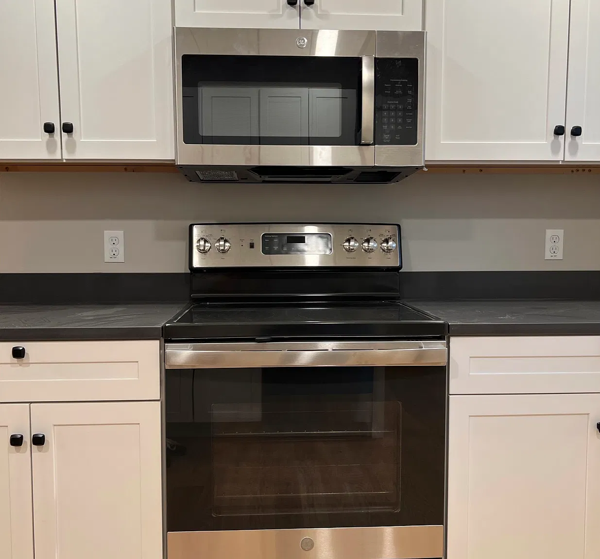 4 bed, 1.5 bath, 1500 sqft, $4,400 — Photo 3
