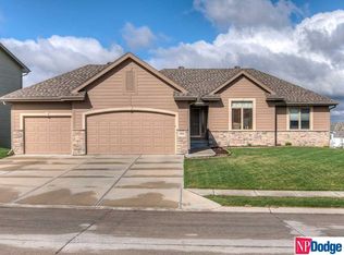 7802 S 162nd Ave, Omaha, NE 68136