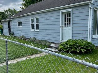 2105 Bomber Ave, Ypsilanti, MI 48198