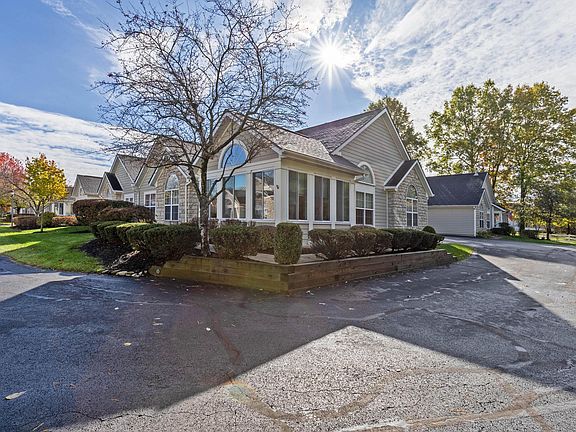 2nd image of 6394 Mission Hills Pl
