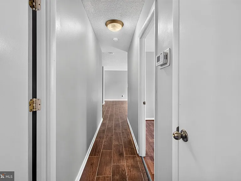 625 Chesapeake St SE #301 — Photo 23