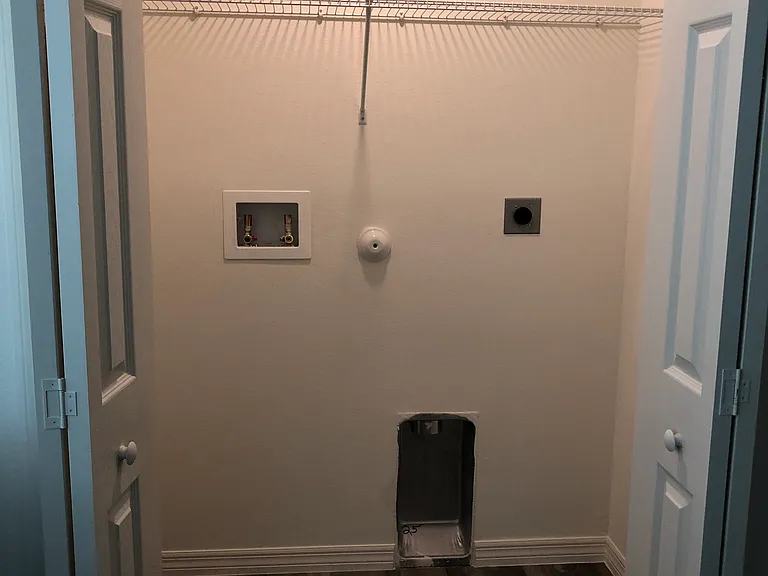 2937 SW Skyline St — Photo 11