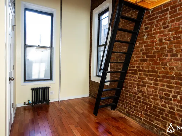 270 Irving Avenue image 2 of 23