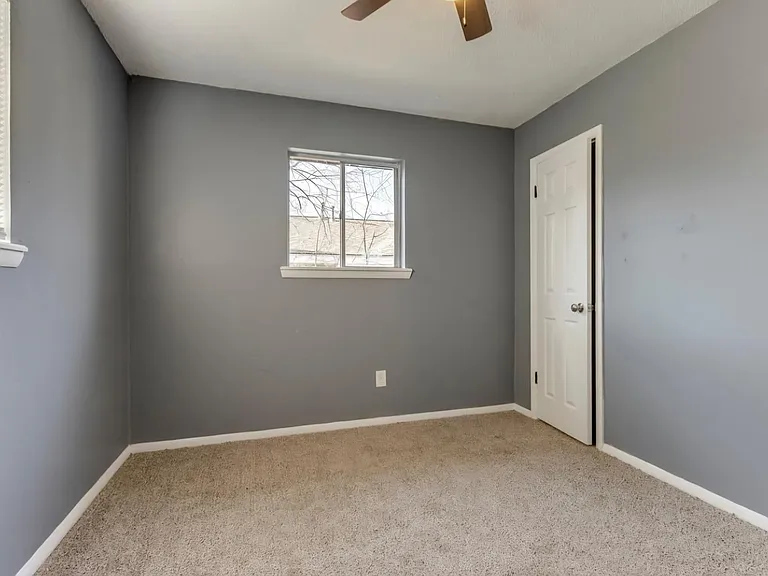 207 Stanton Dr — Photo 14