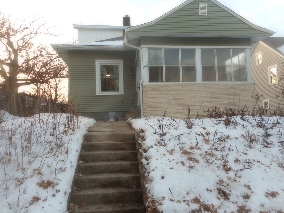 1st image of 695 Ottawa Ave
