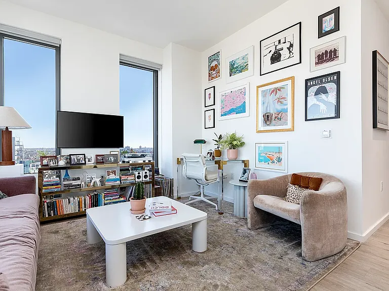 545 Vanderbilt Ave #21D — Photo 5