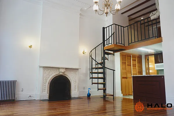 Rented by Halo Management Group | media 21