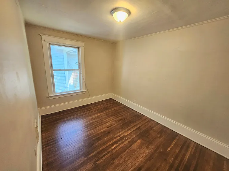 357 Columbia Ave — Photo 12