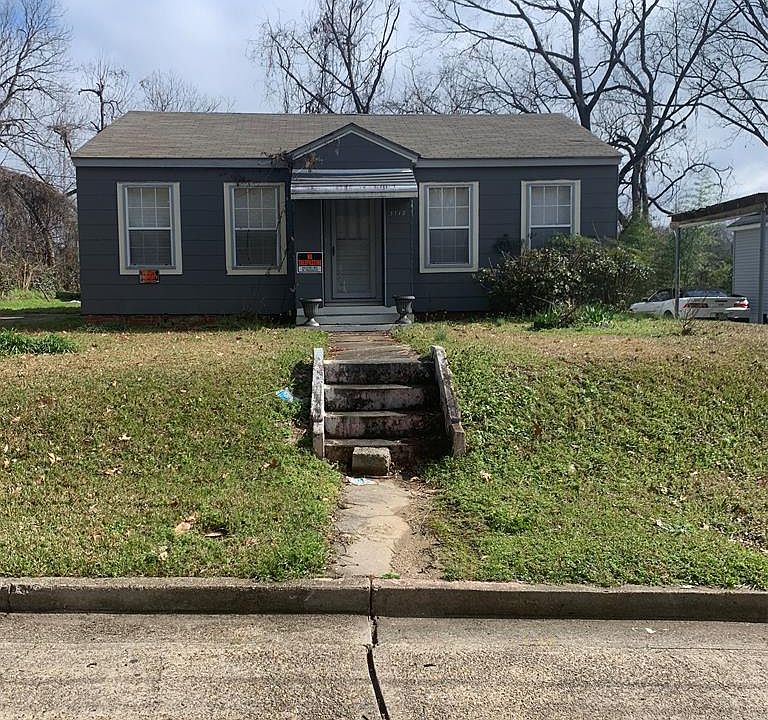 1st image of 3713 Parkview St