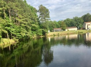 5393 Castlewood Dr, Prince George, VA 23875