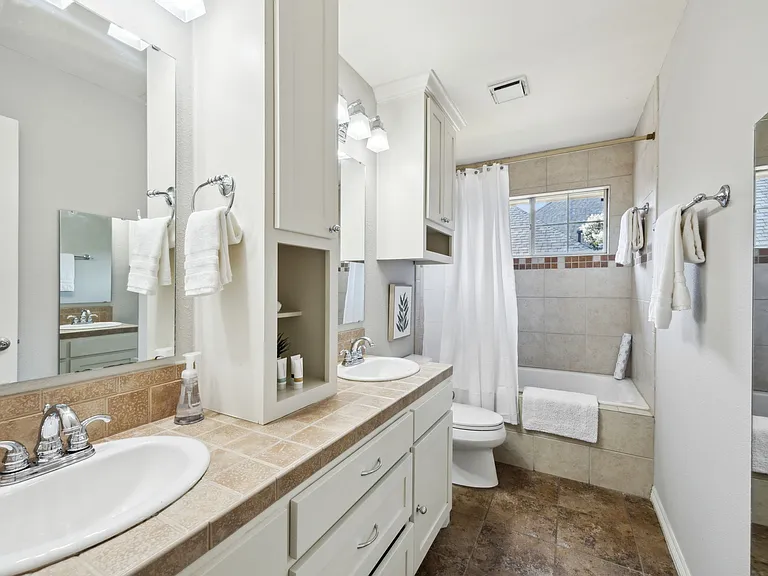 1118 Countryhill Dr — Photo 20