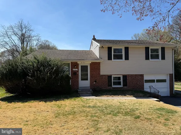 331 Candlewood Rd, Broomall, PA 19008