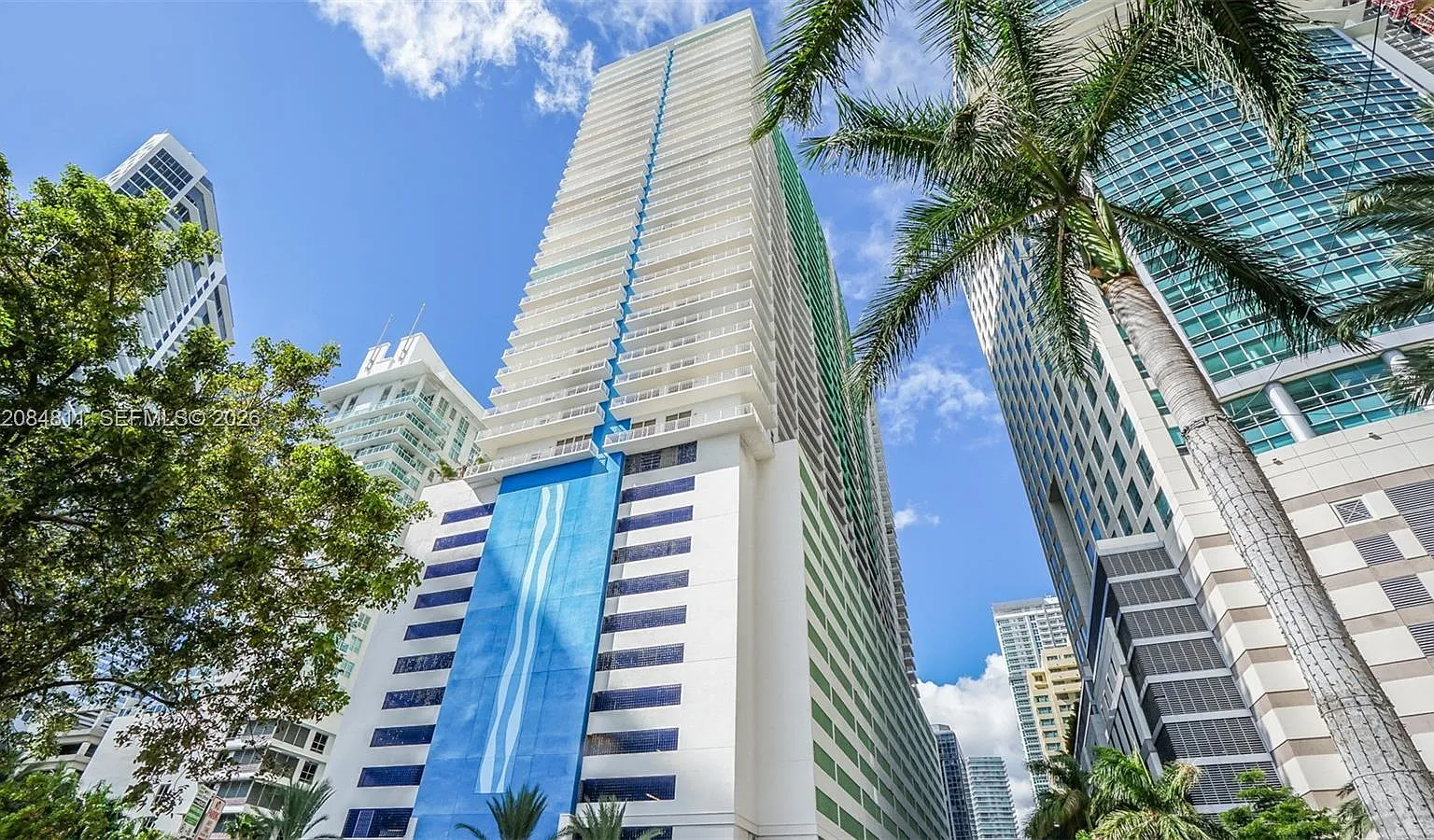 The Club At Brickell Bay — Photo 1