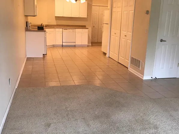 1024 Main St W APT 5, Silver Lake, MN 55381