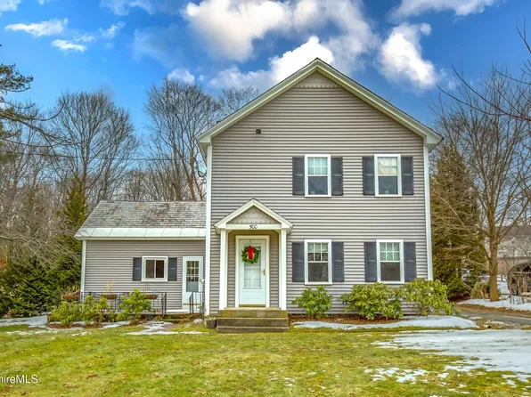 500 Walker St, Lenox, MA 01240