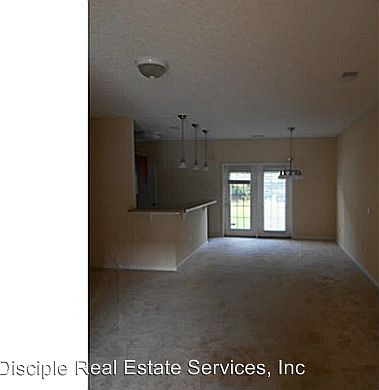 2nd image of 1100 Canyon Oak Loop