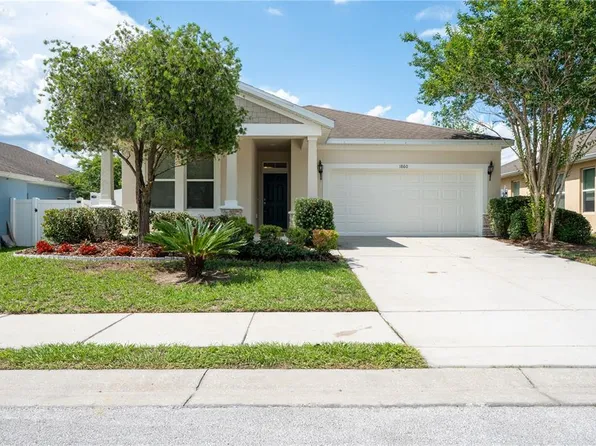 1860 Skyview Dr, Auburndale, FL 33823
