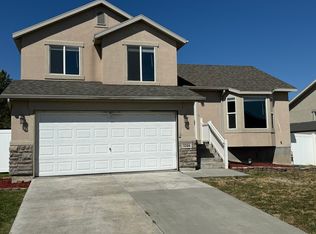 3246 S Calkary Cir, West Valley City, UT 84120