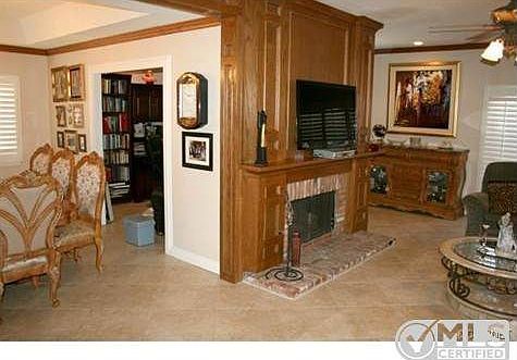 4th image of 5240 Zelzah Ave APT 204