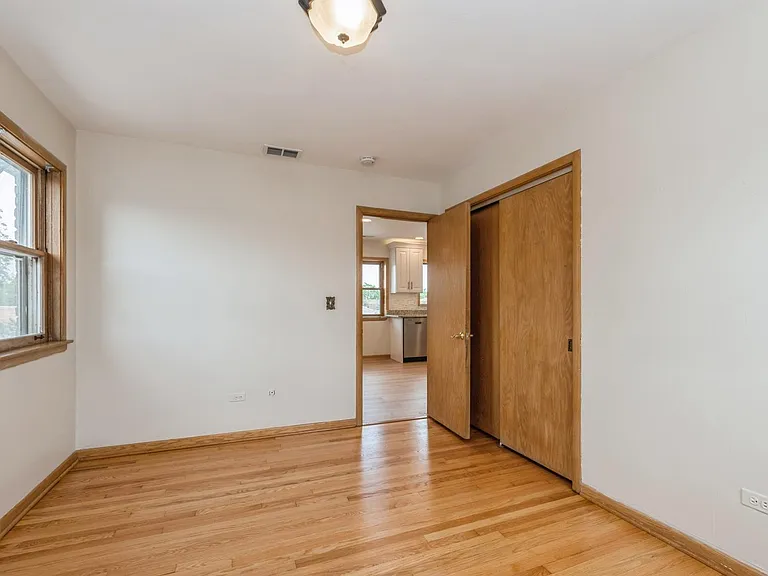 8108 N Oriole Ave #2 — Photo 7