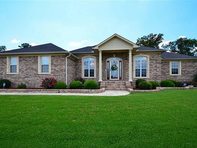 1st image of 209 Heather Glen Dr