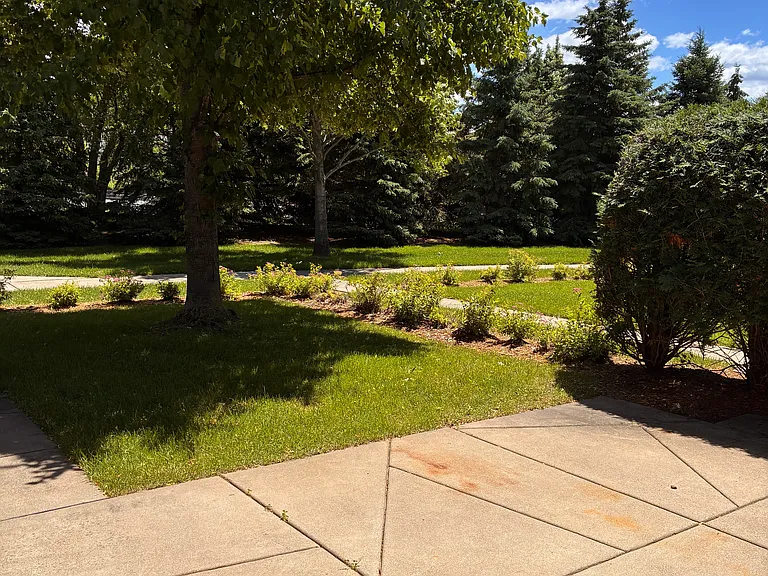 12413 Flanders Ct NE #F — Photo 2