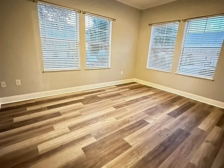 2801 Chancellorsville Dr #112 — Photo 6