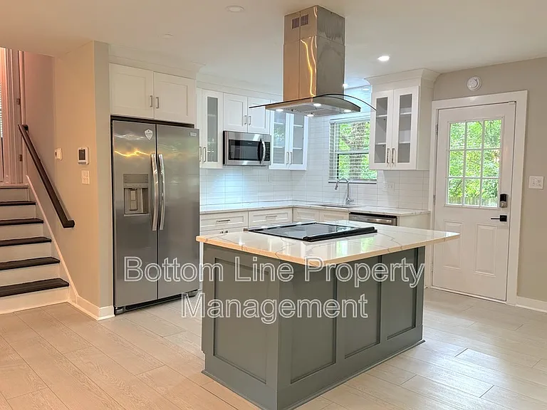 4117 Oak Forest Dr — Photo 8